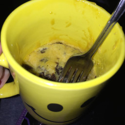 1 Minute Microwave Chocolate Chip Cookie