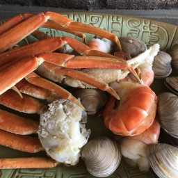 Ironworks Seafood Pot w/Crab Legs, Bongola (live clams) &  King Prawns 