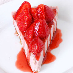 No Bake Paleo Strawberry “Cheesecake”