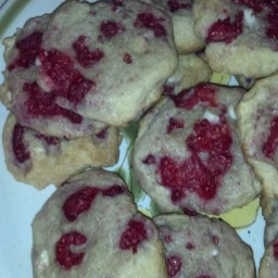 White chocolate raspberry cheesecake cookies